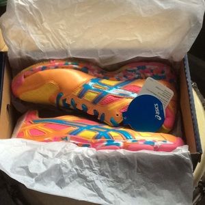 NWT ASICS Gel-Flashpoint Volleyball Shoes, size 8